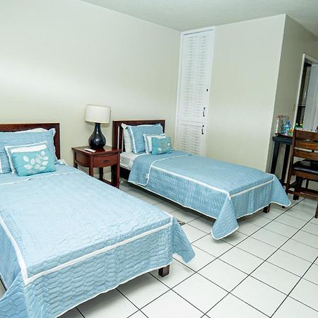 Welcome To Stunning Ocean Views At Studio 503 Montego Bay Exterior photo